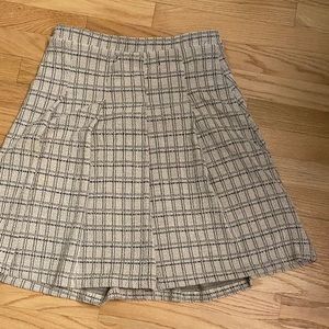 Stitch Fix Black and white plaid skirt